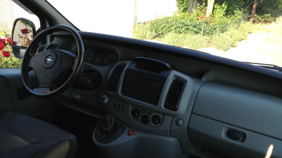 Opel Vivaro 5