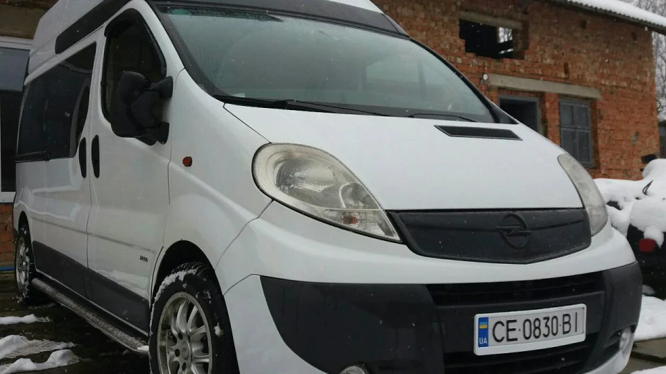 Opel Vivaro 2