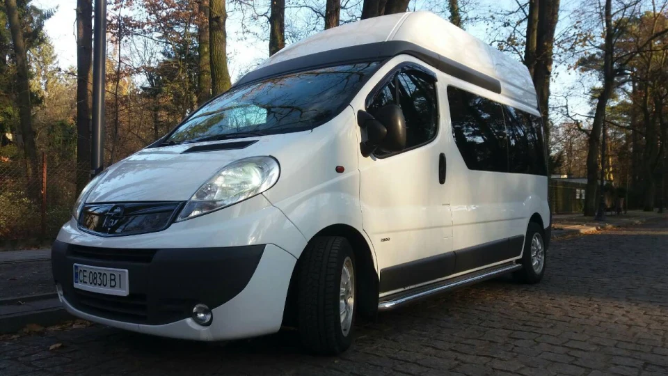 Opel Vivaro 4