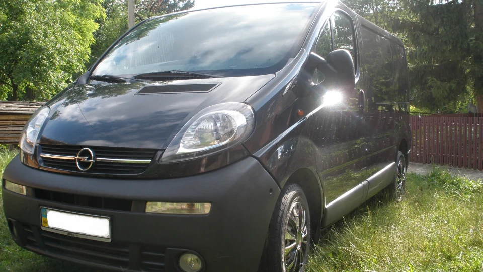 Opel Vivaro 2
