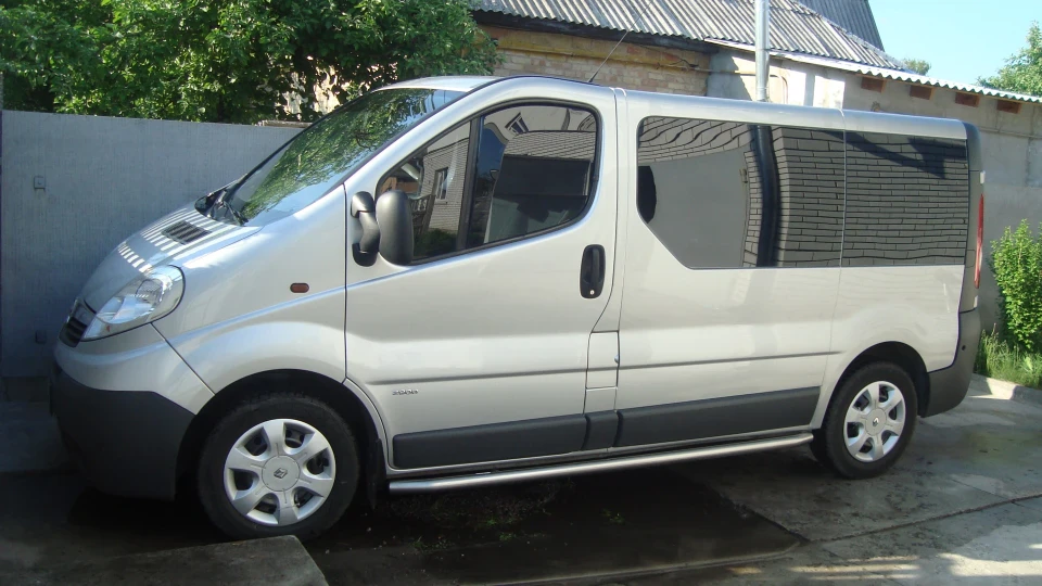 Opel Vivaro 4