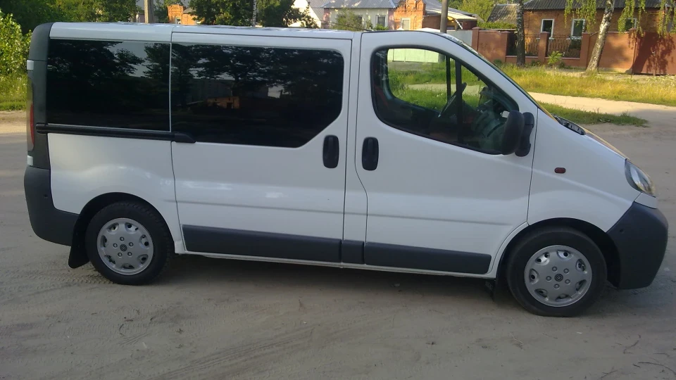 Opel Vivaro 2
