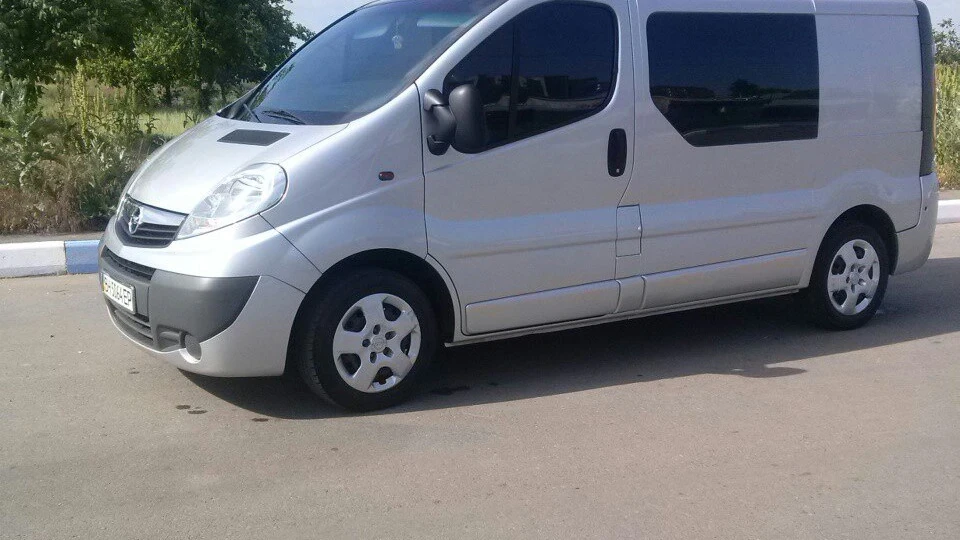 Opel Vivaro 4
