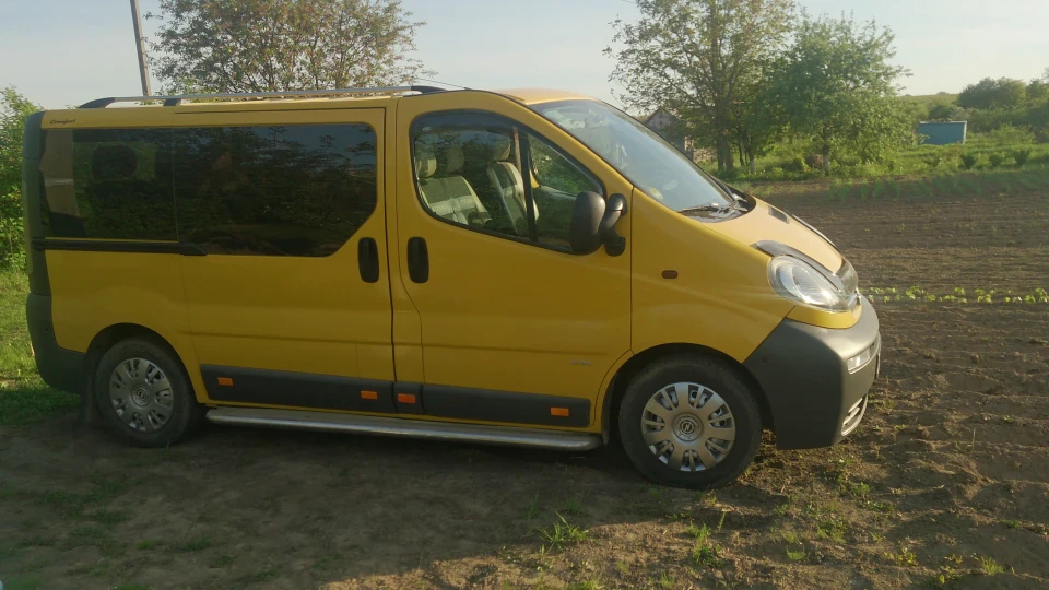 Opel Vivaro 2