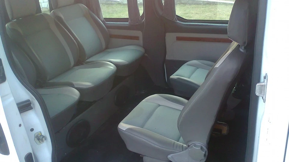 Opel Vivaro 4