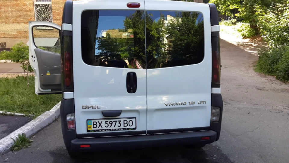 Opel Vivaro 2