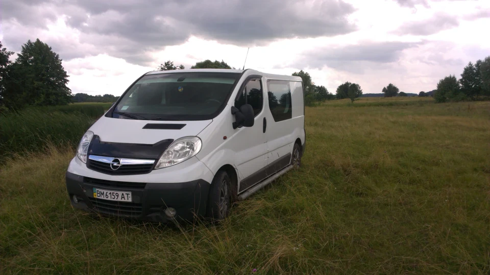 Opel Vivaro 2