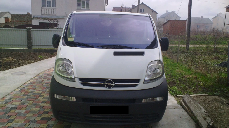 Opel Vivaro 2