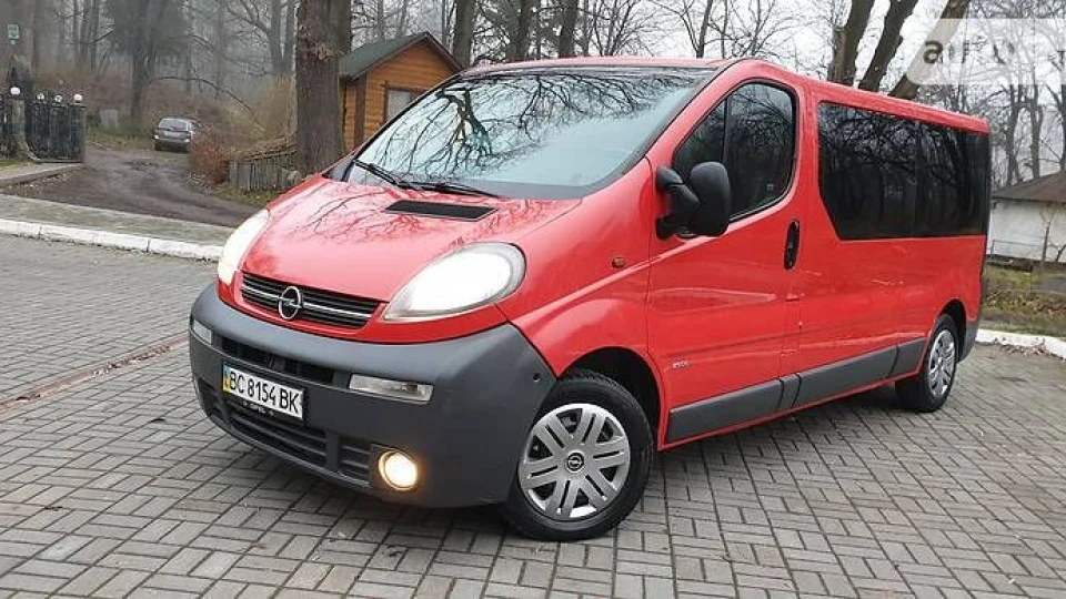 Opel Vivaro 2