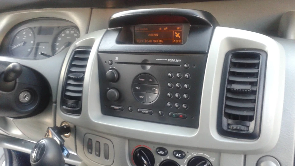Opel Vivaro 5