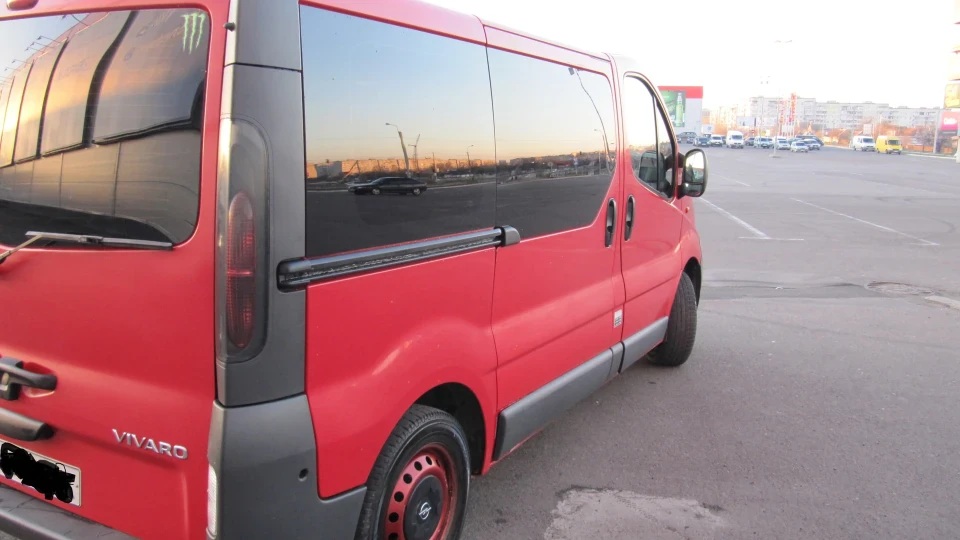 Opel Vivaro 4