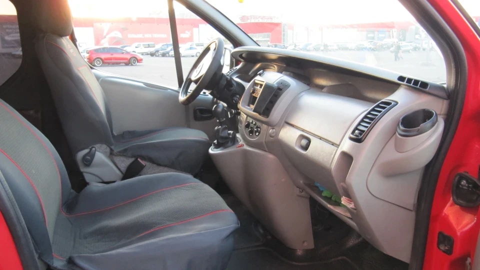 Opel Vivaro 5