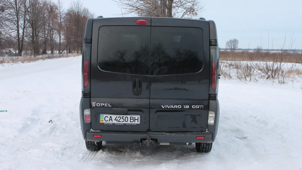 Opel Vivaro 4