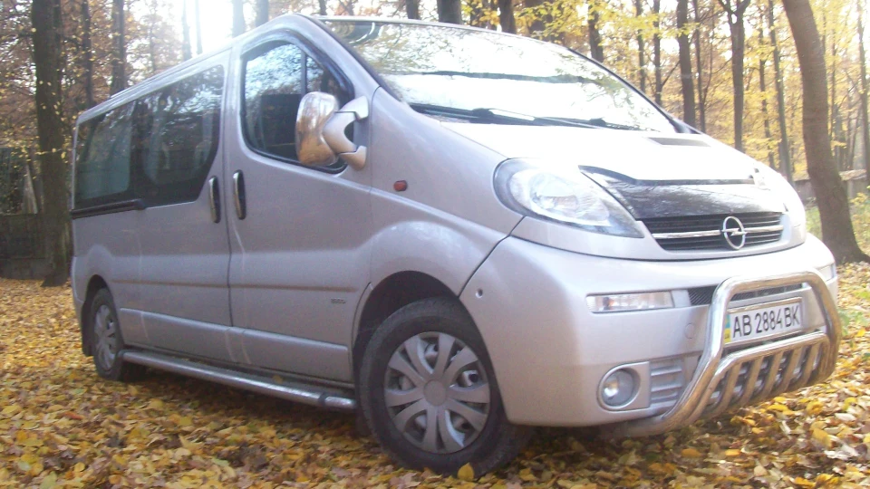 Opel Vivaro 2