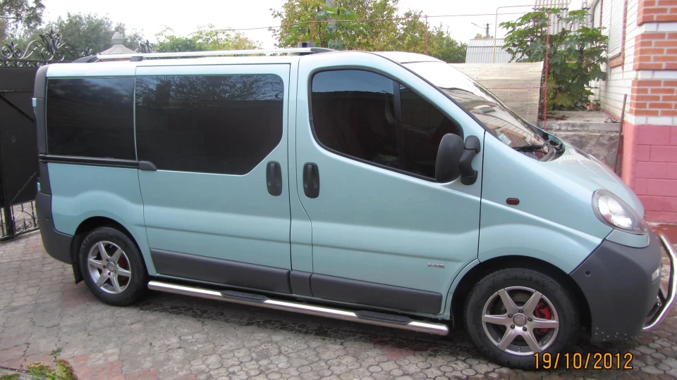 Opel Vivaro 2