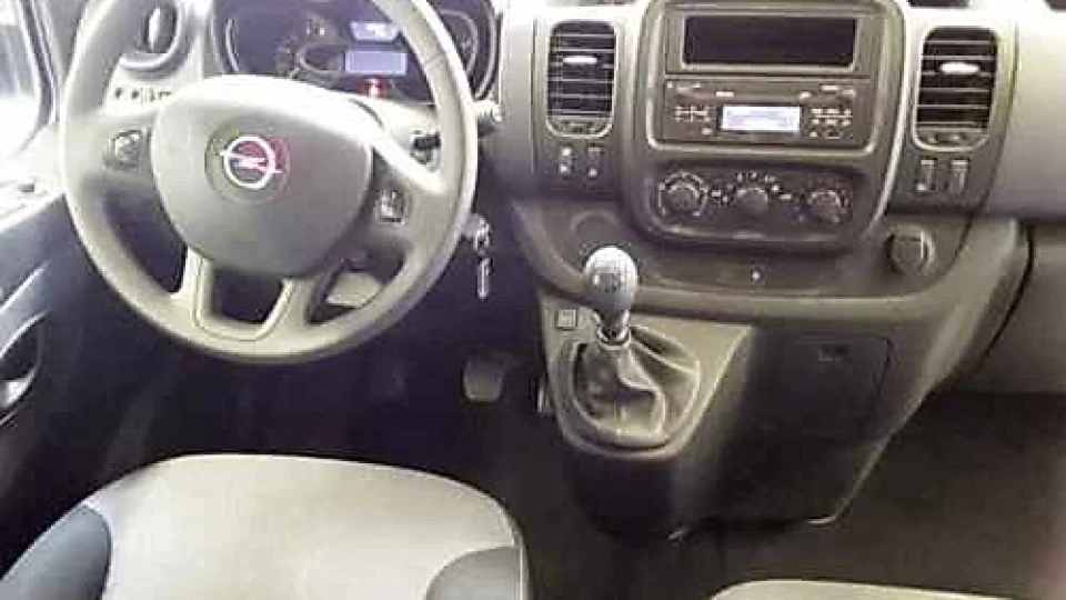 Opel Vivaro 1.6 biturbo R9M 452(MH)