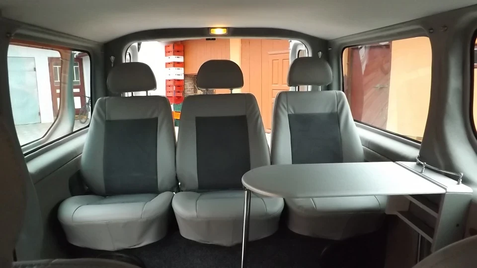 Opel Vivaro 1,9 ..100 ка 2