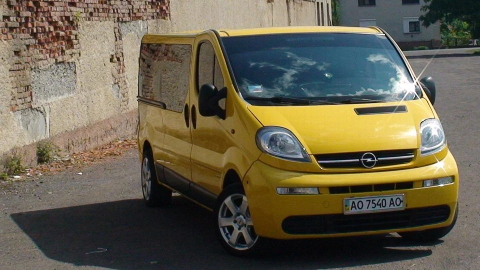 Opel Vivaro 1.9 CDTi 2900 L2H1 4