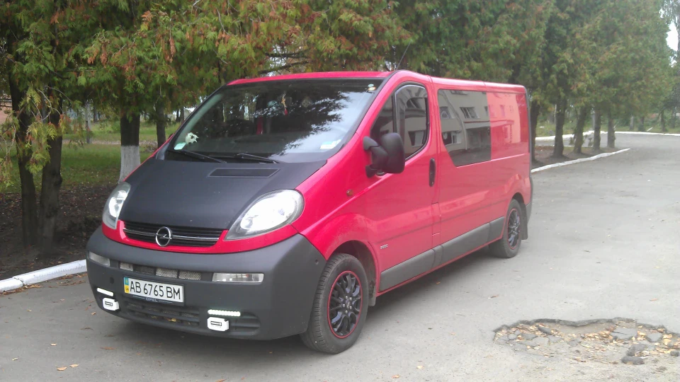 Opel Vivaro 1.9 CDTI " Red Baron" 2