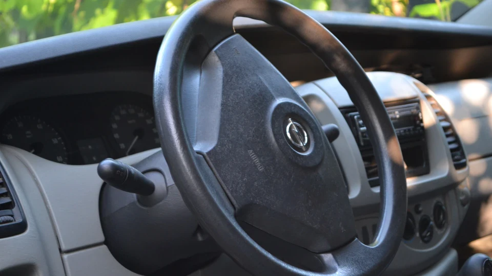 Opel Vivaro 1.9 cdti 4