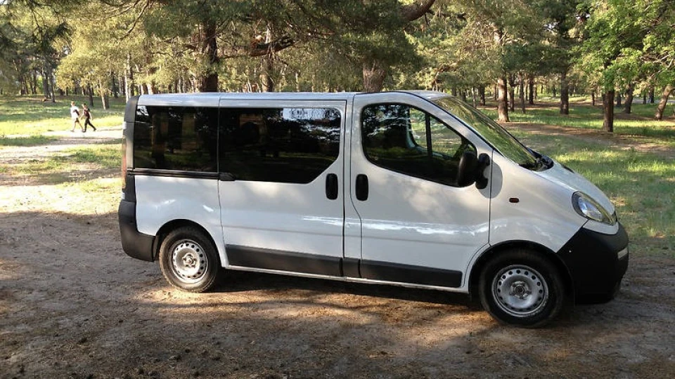 Opel Vivaro 1.9 DTI F9Q 760 101 л.с. 4