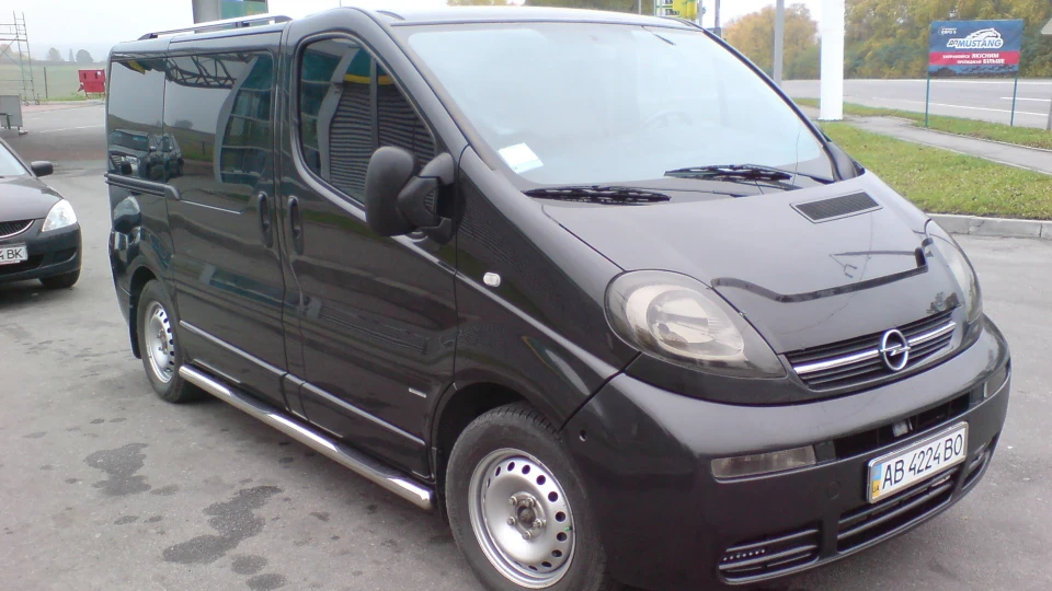Opel Vivaro 1.9 DTI 2