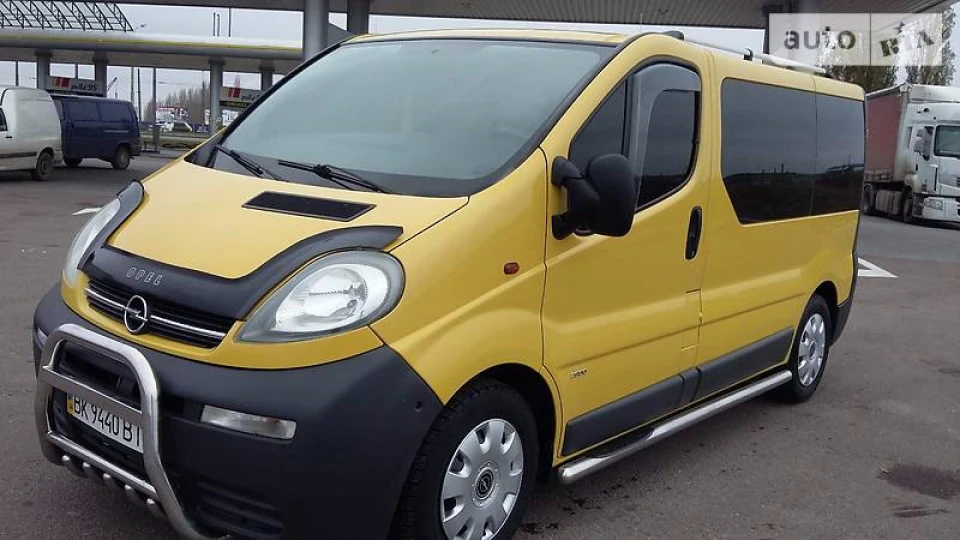 Opel Vivaro 1/9 сотка