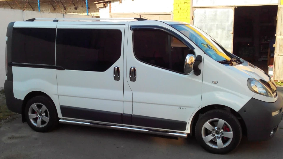 Opel Vivaro 1.9 сотка