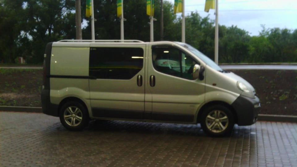 Opel Vivaro 1,9 Танк зі срібла 2