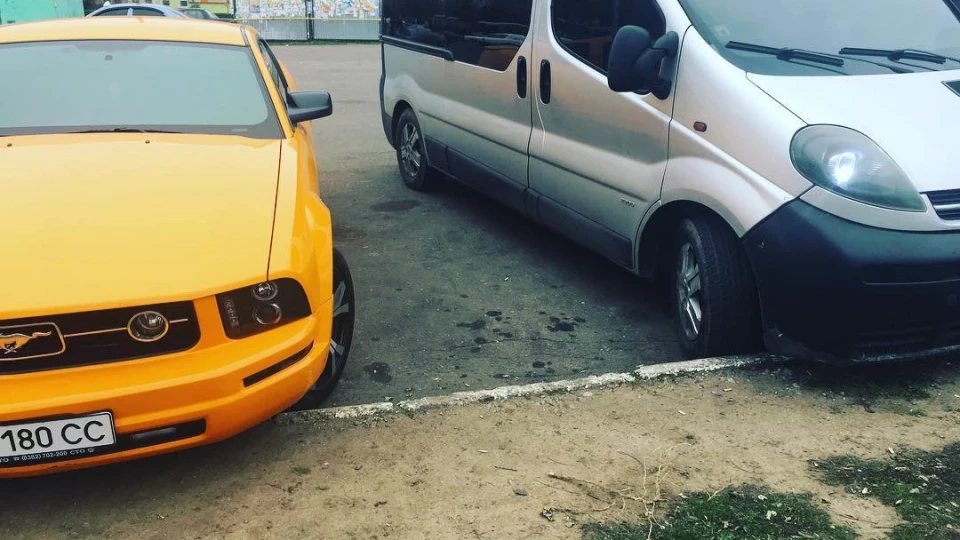 Opel Vivaro 1.9 turbo kid 2