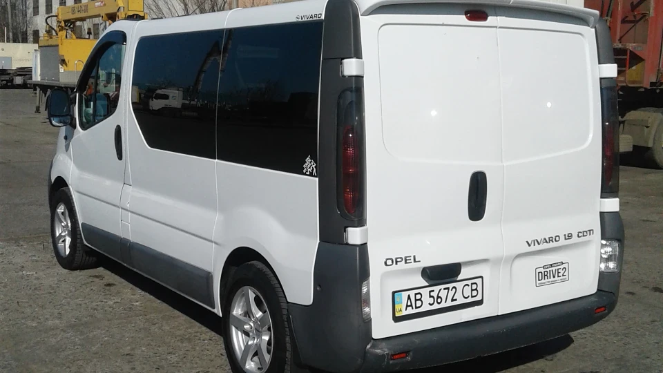 Opel Vivaro 1.9 турбо сотка 3