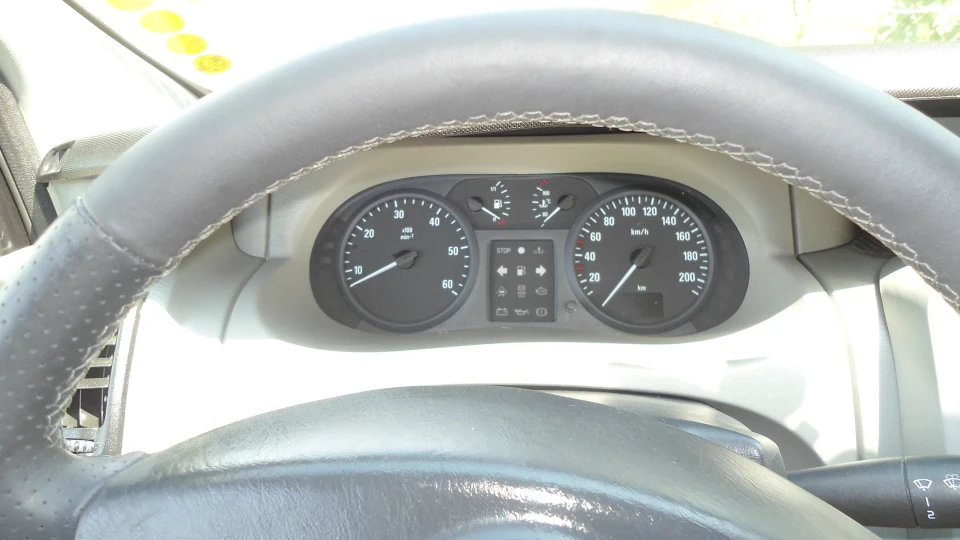 Opel Vivaro 1.9 2