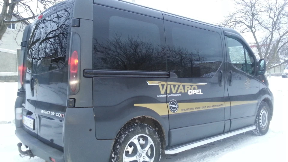 Opel Vivaro 1"9CDTI 4