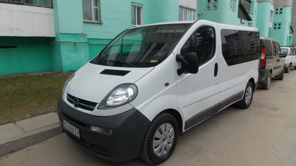 Opel Vivaro 1.9CDTI 5