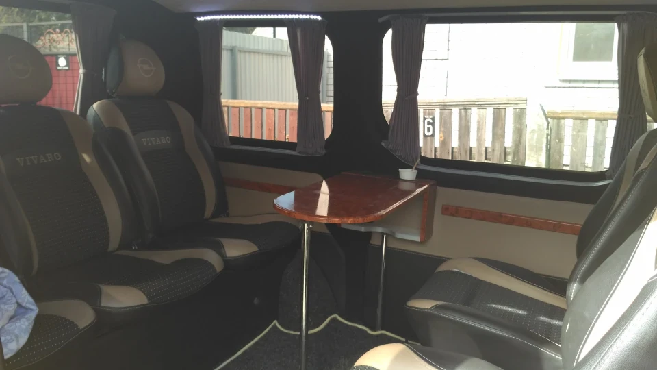Opel Vivaro 1.9тд 4
