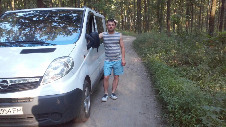 Opel Vivaro 2.0 білий француз 2