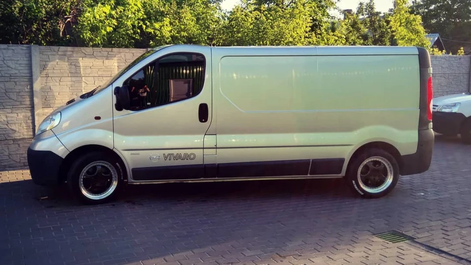 Opel Vivaro 2.0 CDTI KosoGлаzик 3