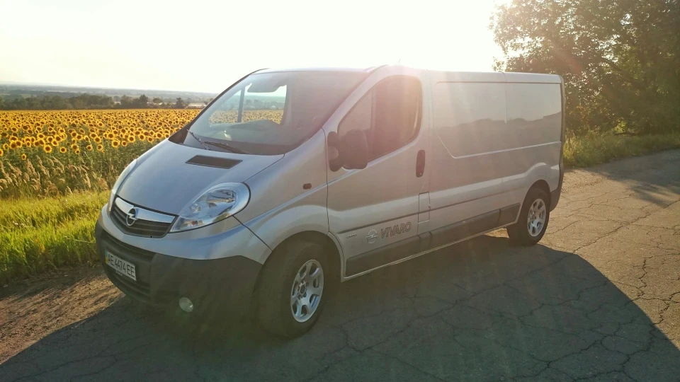 Opel Vivaro 2.0 CDTI KosoGлаzик 4