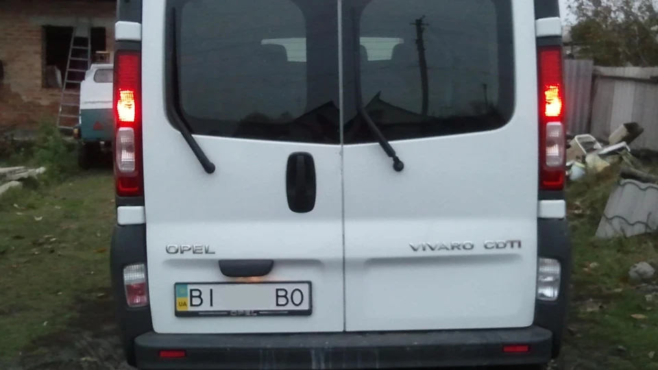Opel Vivaro 2.0 СDTI Kasten 4
