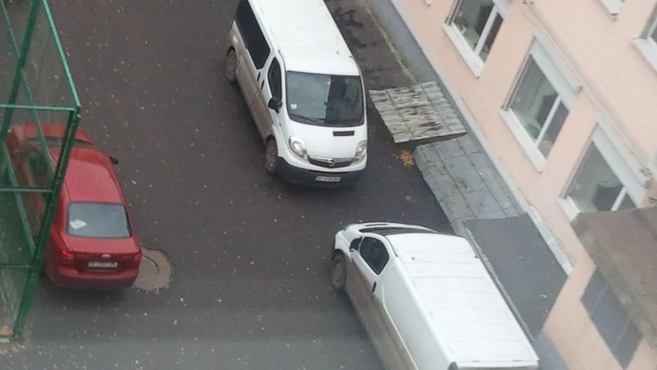 Opel Vivaro 2.0 СDTI Kasten 5