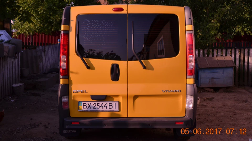 Opel Vivaro 2,0 Сімейний автобус 3