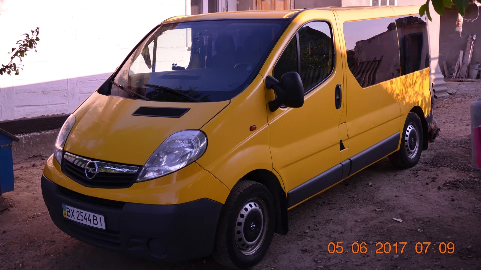 Opel Vivaro 2,0 Сімейний автобус 5
