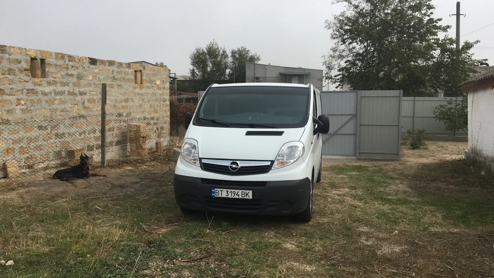 Opel Vivaro 2.0 Turbo Diesel 2