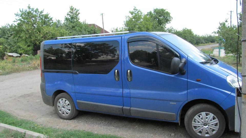 Opel Vivaro 2.0 турбо 5