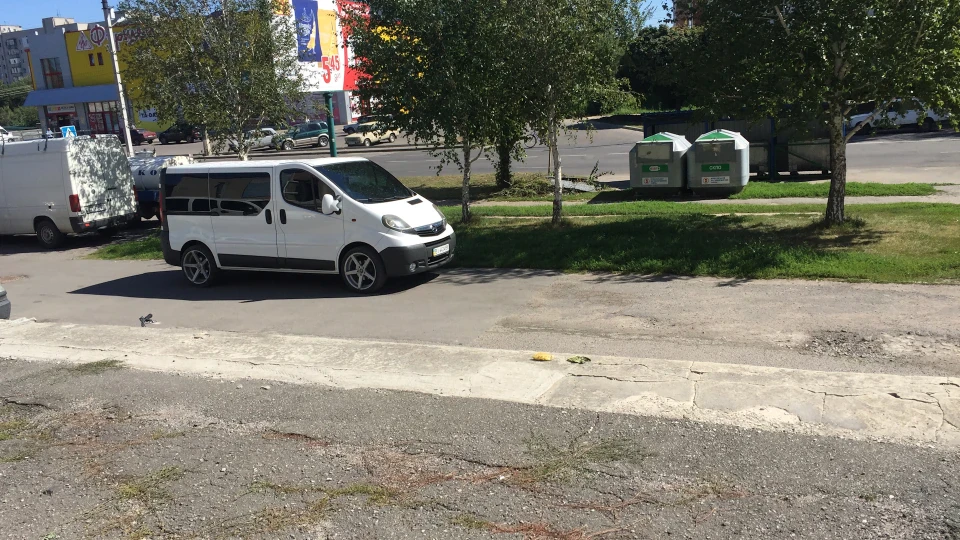 Opel Vivaro 2.0 турбо 3
