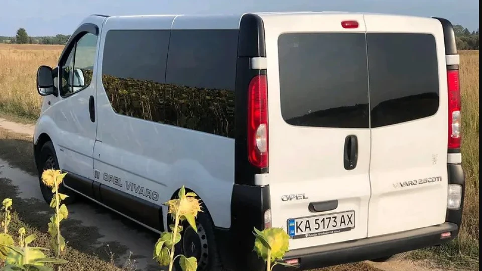 Opel Vivaro 2.5 150 л.с. 110 кВт 3