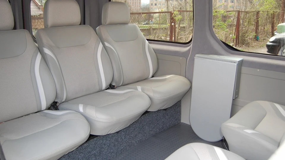 Opel Vivaro 2.5 CDTI long ★❼★ 4