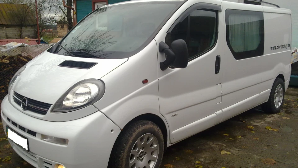 Opel Vivaro 2.5 CDTI Сніжок 5