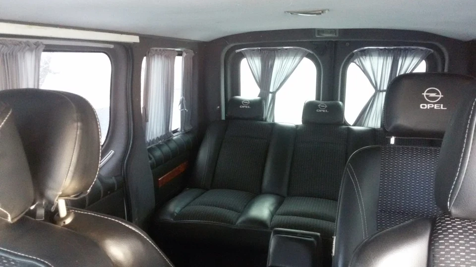 Opel Vivaro 2,5 cdti 4