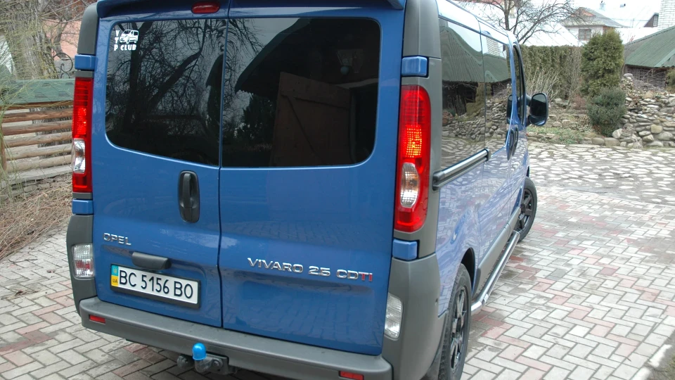 Opel Vivaro 2.5 + чіп =) 2